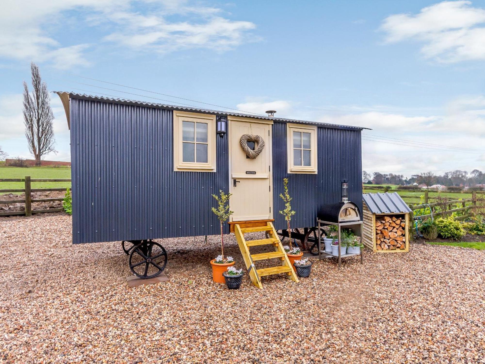 The Lambing Shed Βίλα Ryhill Εξωτερικό φωτογραφία